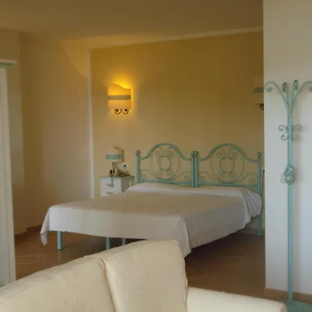 Hotel Valkarana Country Relais (Adults Only) Sant'Antonio di Gallura Extérieur photo