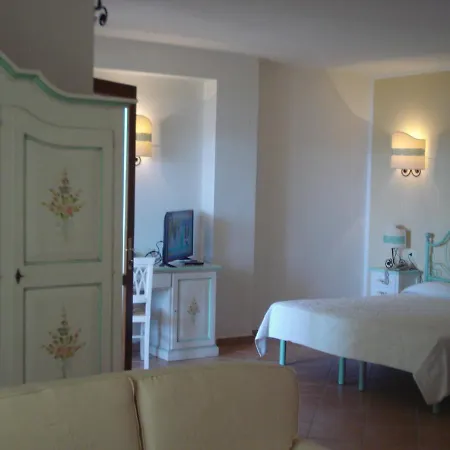 Hotel Valkarana Country Relais (Adults Only) Sant'Antonio di Gallura Extérieur photo