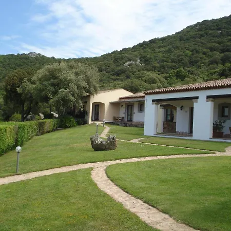 Hotel Valkarana Country Relais (Adults Only) Sant'Antonio di Gallura Extérieur photo