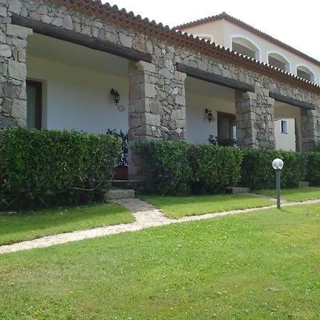 Hotel Valkarana Country Relais (Adults Only) Sant'Antonio di Gallura Extérieur photo