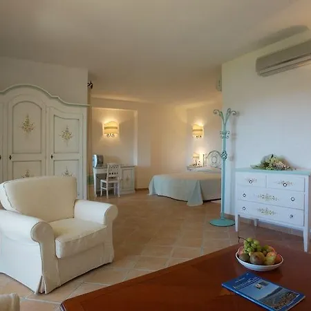 Hotel Valkarana Country Relais (Adults Only) Sant'Antonio di Gallura Chambre photo