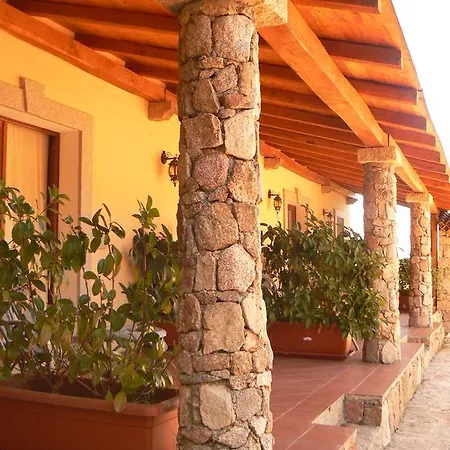 Hotel Valkarana Country Relais (Adults Only) Sant'Antonio di Gallura Extérieur photo